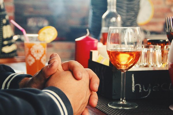 What Are Some Cost-Saving Tips for Equipping Your UK Kitchen?